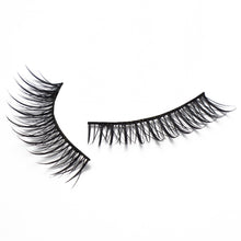 Load image into Gallery viewer, Esme (10) pairs per box - Model 21 Eyelashes - Model 21 Lashes
